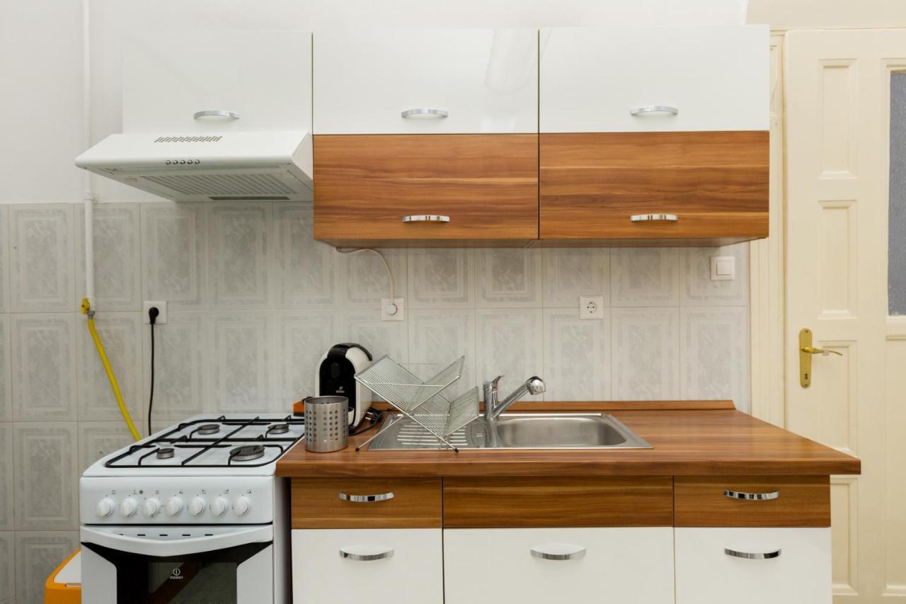 K17 Kinizsi Apartment ブダペスト エクステリア 写真