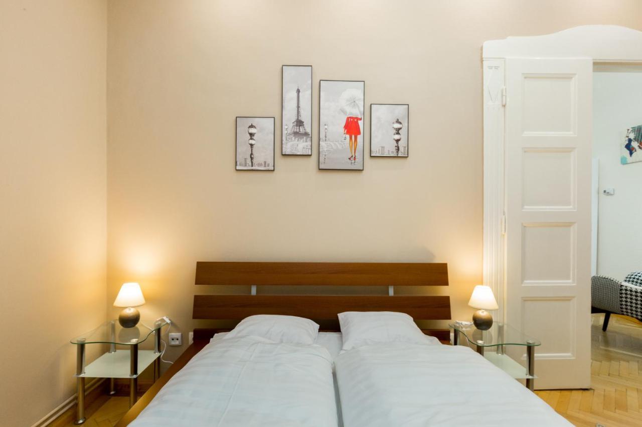 K17 Kinizsi Apartment ブダペスト エクステリア 写真
